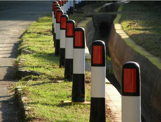 Columnas / postes sealizacion SEALIZADORES VIALES FLEXIBLES